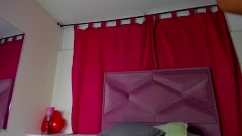 Snapshot of dakotaholand chatting on March 11, 7:03 am dakotaholand online show from March 11, 7:03 am