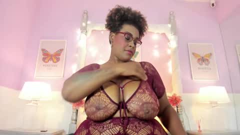 Snapshot of dakotasexshow2 chatting on February 21, 7:54 pm Dakota Sex Show online show from February 21, 7:54 pm