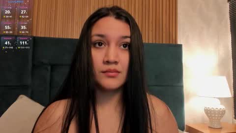 Violeta online show from December 19, 1:14 pm