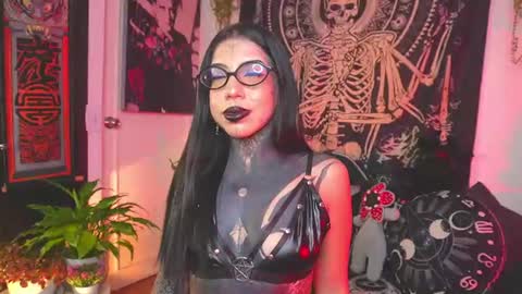 dalia_vorhees online show from June 16, 3:29 am