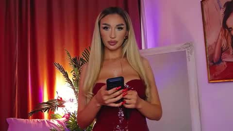 DalidaSelena online show from April 24, 3:59 pm