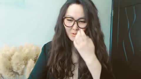 Snapshot of dalidayes chatting on December 26, 6:30 am Dali online show from December 26, 6:30 am