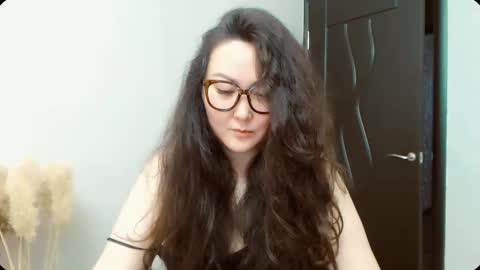 Dali online show from November 21, 6:15 am