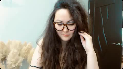 Snapshot of dalidayes chatting on September 15, 7:05 am Dali online show from September 15, 7:05 am