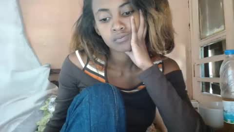 dallyarose online show from February 25, 5:17 am