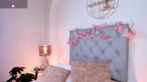 Dalyla online show from March 9, 1:25 pm