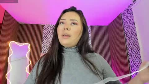 Damii online show from April 25, 3:09 am