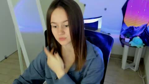 Snapshot of dana_orchid_ chatting on October 1, 6:35 pm Dana online show from October 1, 6:35 pm