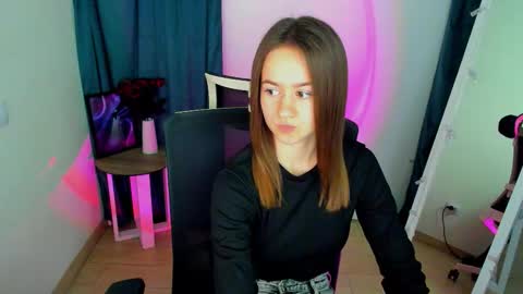 Snapshot of dana_orchid_ chatting on September 25, 6:50 pm Dana online show from September 25, 6:50 pm