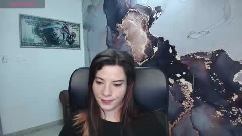 Snapshot of danaarey chatting on September 18, 11:20 am Danaa Rey online show from September 18, 11:20 am