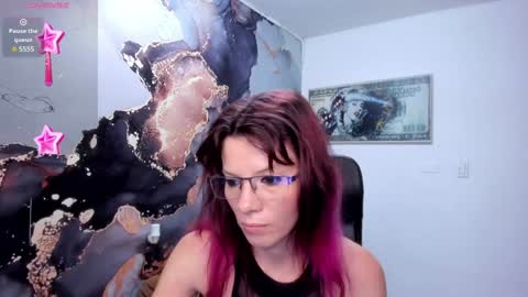 Snapshot of danaarey chatting on February 7, 11:23 am Danaa Rey online show from February 7, 11:23 am