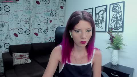 Snapshot of danaarey chatting on January 30, 11:33 am Danaa Rey online show from January 30, 11:33 am