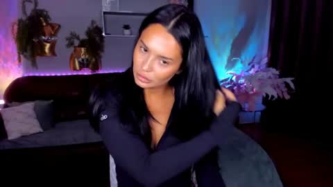 DanaMiers online show from July 17, 3:33 am