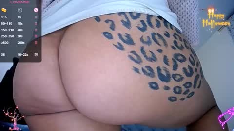 Snapshot of danette_deluxee chatting on October 14, 11:57 am danette_deluxee online show from October 14, 11:57 am