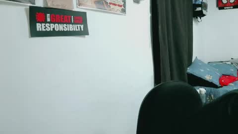 dani y jocelyn online show from April 26, 11:46 pm