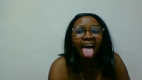 danie80704 online show from September 12, 9:22 pm