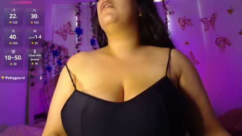 daniela_b25 online show from July 17, 7:28 pm