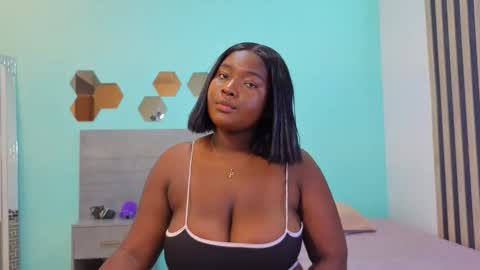 daniela_gil7 online show from April 22, 3:58 am