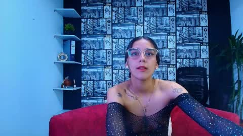 danielamonroe online show from March 31, 2:00 am