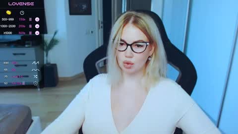 Danny online show from June 2, 4:35 am