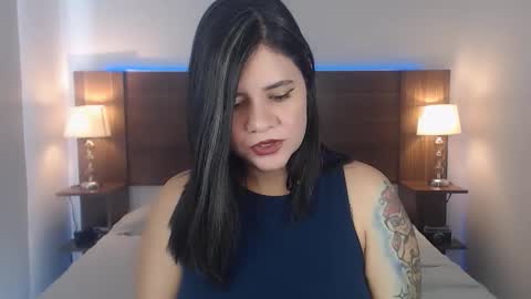 daniellerain online show from November 9, 5:31 pm