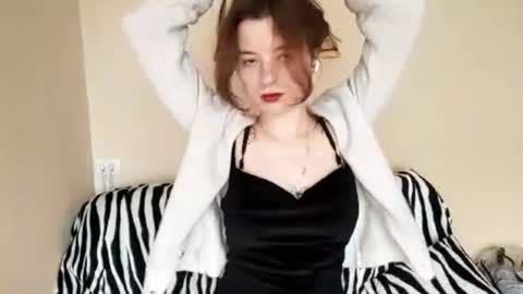 Mia online show from March 19, 8:18 am