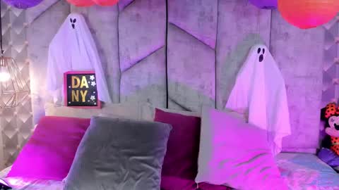 DaniiBelluci  online show from October 29, 3:11 am