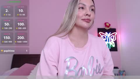 Snapshot of danika_bellaa chatting on September 13, 2:30 am K A R O L online show from September 13, 2:30 am