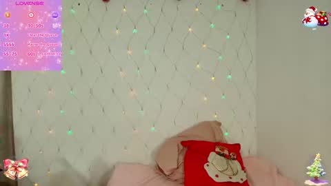 danna online show from December 14, 8:03 pm