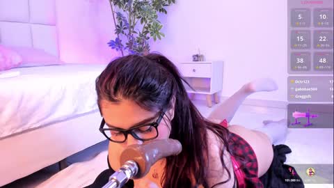 Snapshot of danna_adams1 chatting on January 25, 5:59 pm danna_adams1 online show from January 25, 5:59 pm