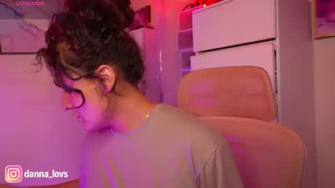 Danna Lovs online show from June 8, 9:14 pm