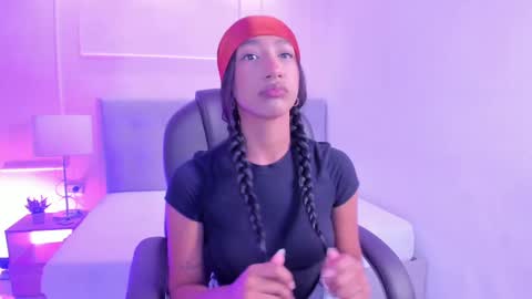 Snapshot of danna_palmeth chatting on October 14, 8:11 pm danna_palmeth online show from October 14, 8:11 pm