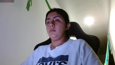 Danna online show from October 25, 11:00 pm