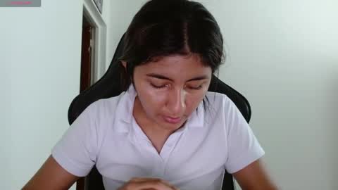 Danna online show from April 25, 8:28 pm