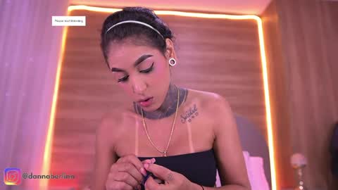Danna Berlin  online show from June 5, 7:20 pm
