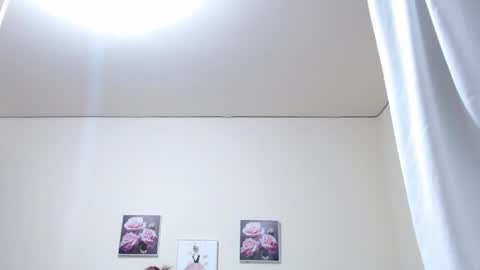 dannamomcerratt online show from May 16, 3:53 am