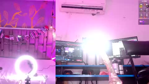 Danna online show from June 14, 2:39 pm