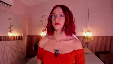 Daphne online show from February 9, 3:09 am