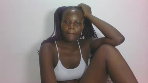 ESTHER online show from April 25, 2:58 pm