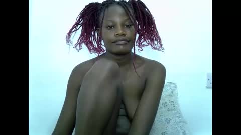 Snapshot of darberry21 chatting on March 2, 1:47 am ESTHER online show from March 2, 1:47 am