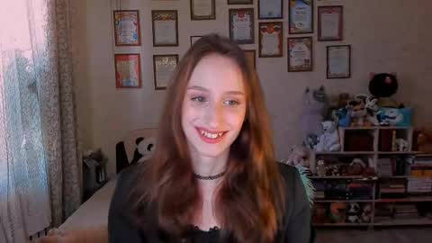 Snapshot of darcysiren chatting on January 22, 7:35 am Darcy Siren online show from January 22, 7:35 am