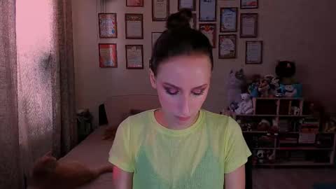 Snapshot of darcysiren chatting on February 6, 9:22 am Darcy Siren online show from February 6, 9:22 am