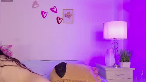 dark_angell77 online show from June 13, 11:51 am