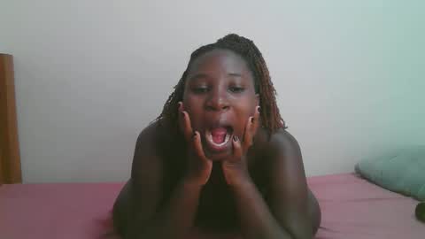 coco online show from April 24, 12:30 pm