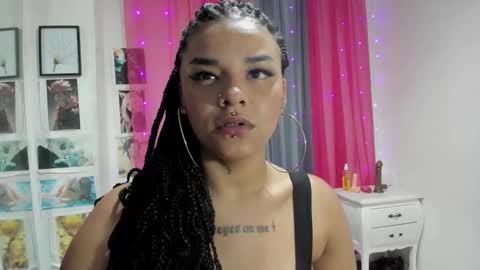 dark_flama online show from December 17, 2:43 pm