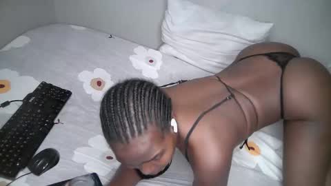 dark_lovly online show from October 29, 11:29 pm