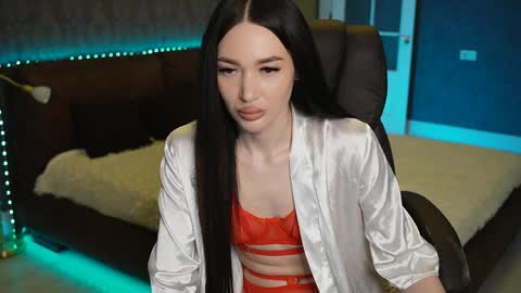 Britney online show from June 5, 9:54 pm