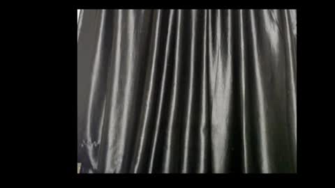 Snapshot of darkchocoxx chatting on October 9, 10:47 pm sexygal online show from October 9, 10:47 pm