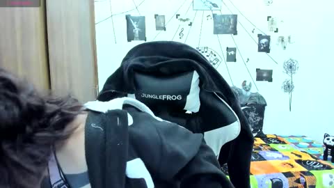 Snapshot of darkkittenuwu chatting on February 23, 7:12 pm Hi Im Yuri independent modelhelp me get my 111 hands upuwu online show from February 23, 7:12 pm