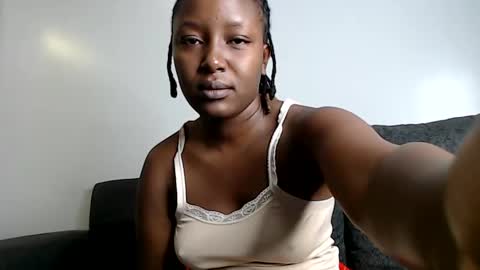 darktanqueen online show from March 6, 2:51 am